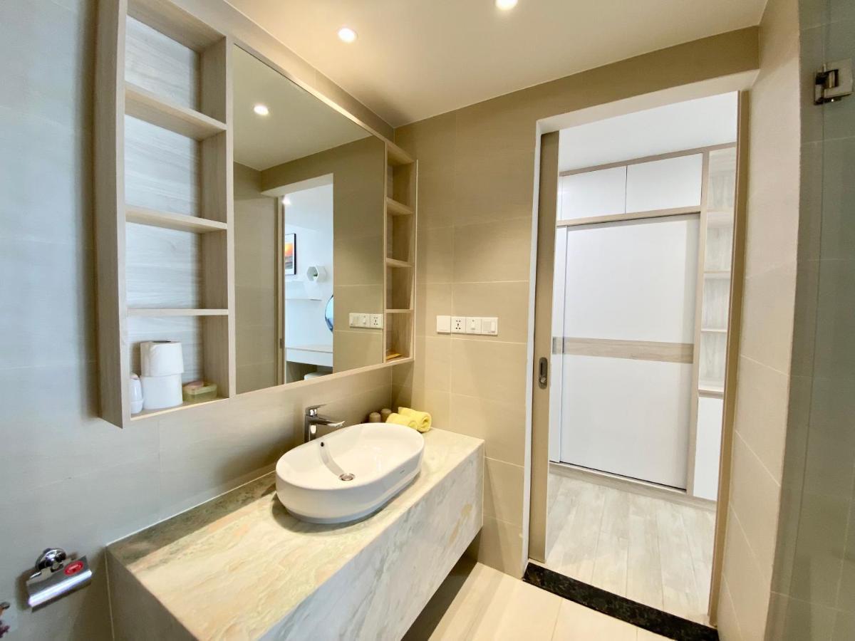 Wise Stay Gold Coast Apartment Nha Trang Esterno foto